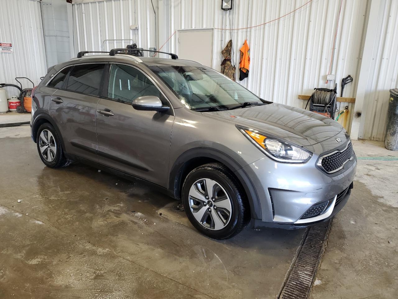 Photo 3 VIN: KNDCB3LC2J5147360 - KIA NIRO 