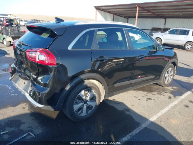 Photo 3 VIN: KNDCB3LC2J5163218 - KIA NIRO 