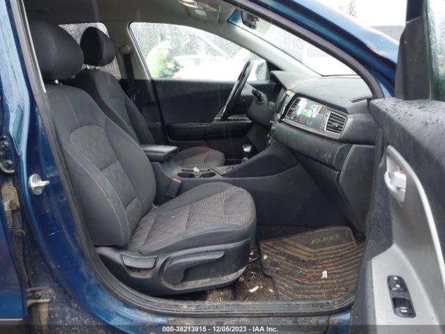 Photo 4 VIN: KNDCB3LC2J5205502 - KIA NIRO 