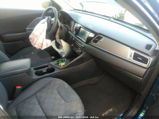 Photo 4 VIN: KNDCB3LC2K5331442 - KIA NIRO 