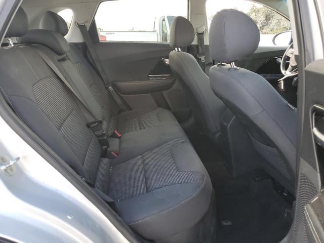 Photo 10 VIN: KNDCB3LC2L5373658 - KIA NIRO LX 