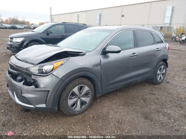 Photo 1 VIN: KNDCB3LC3H5042725 - KIA NIRO 