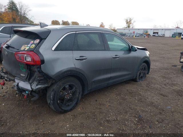 Photo 3 VIN: KNDCB3LC3H5042725 - KIA NIRO 