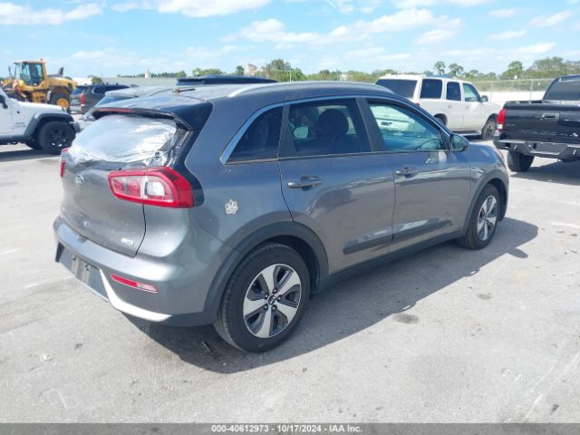 Photo 3 VIN: KNDCB3LC3H5054731 - KIA NIRO 