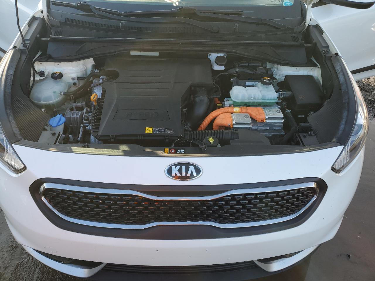 Photo 10 VIN: KNDCB3LC3J5149845 - KIA NIRO 