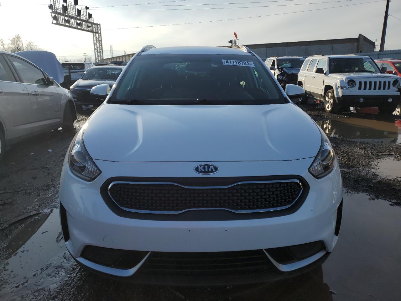 Photo 4 VIN: KNDCB3LC3J5149845 - KIA NIRO 