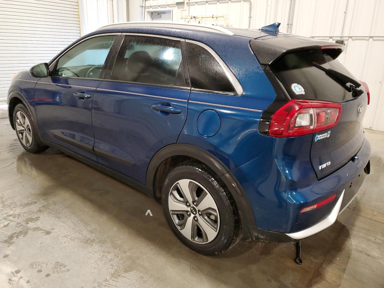 Photo 1 VIN: KNDCB3LC3K5255830 - KIA NIRO 