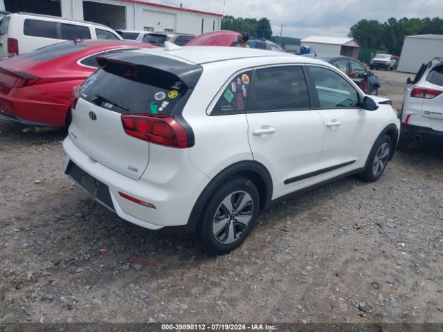 Photo 3 VIN: KNDCB3LC4H5036772 - KIA NIRO 