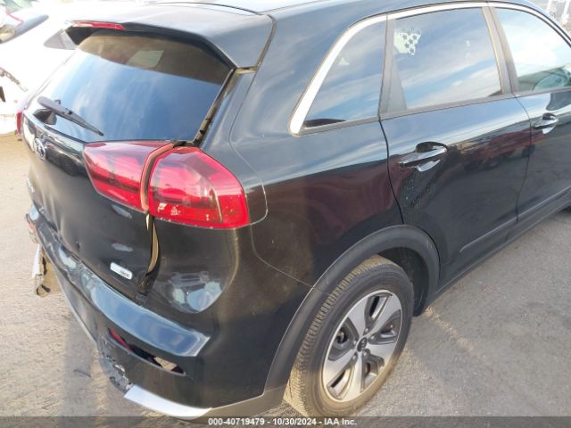 Photo 3 VIN: KNDCB3LC4H5047884 - KIA NIRO 