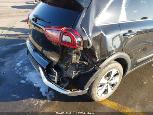 Photo 5 VIN: KNDCB3LC4H5051272 - KIA NIRO 