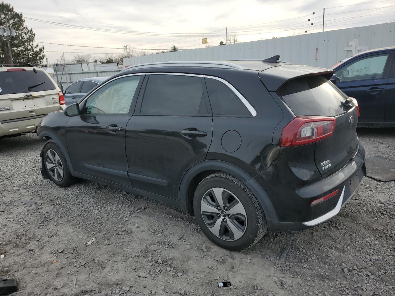 Photo 1 VIN: KNDCB3LC4H5069559 - KIA NIRO 