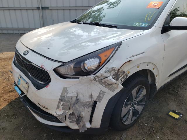 Photo 8 VIN: KNDCB3LC4J5171465 - KIA NIRO FE 