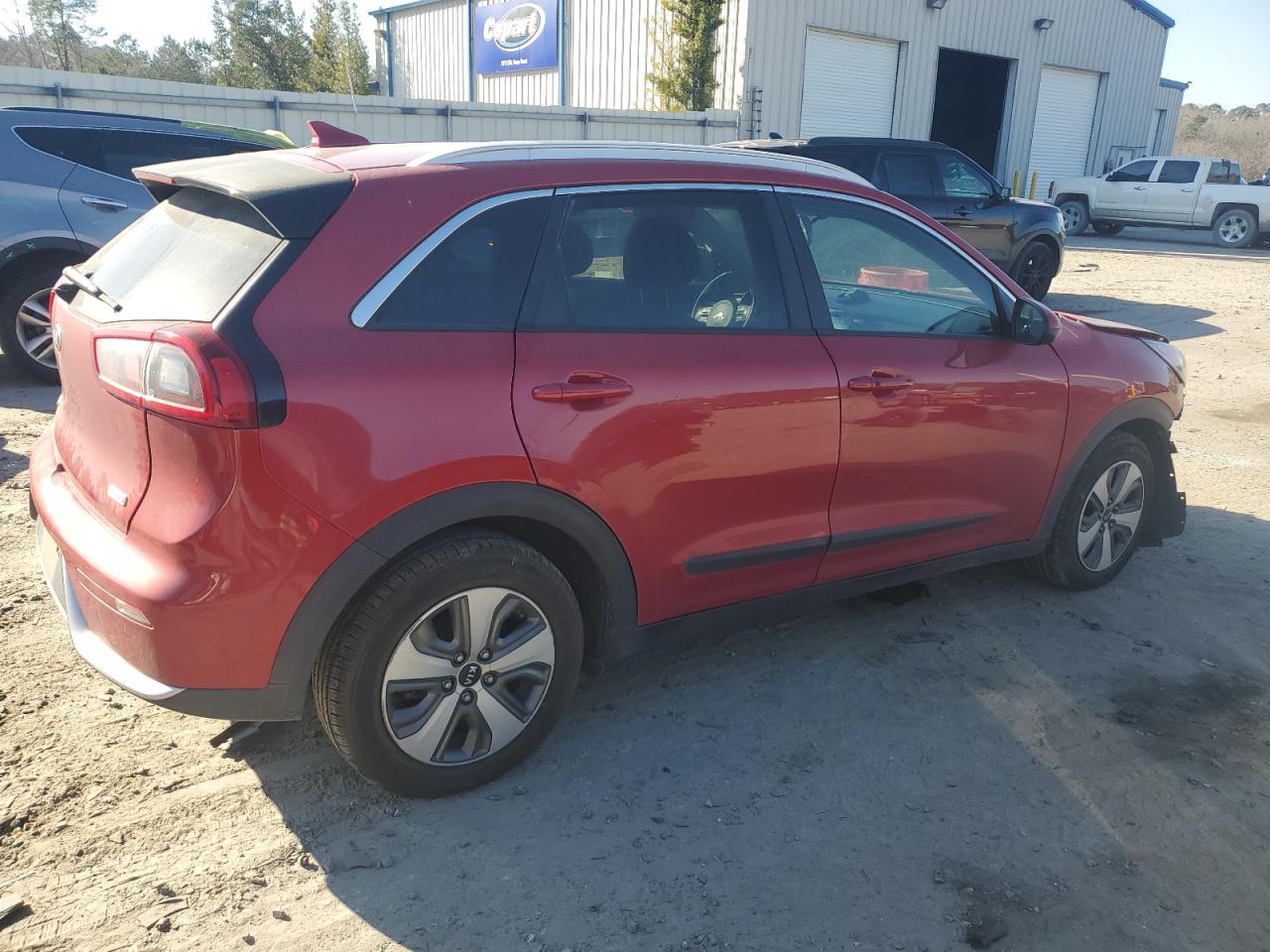 Photo 2 VIN: KNDCB3LC4K5244139 - KIA NIRO 