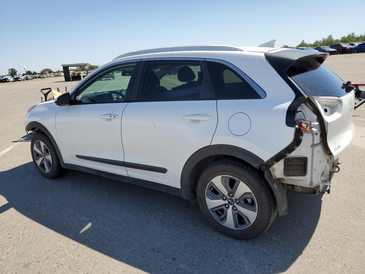 Photo 1 VIN: KNDCB3LC4K5284270 - KIA NIRO 