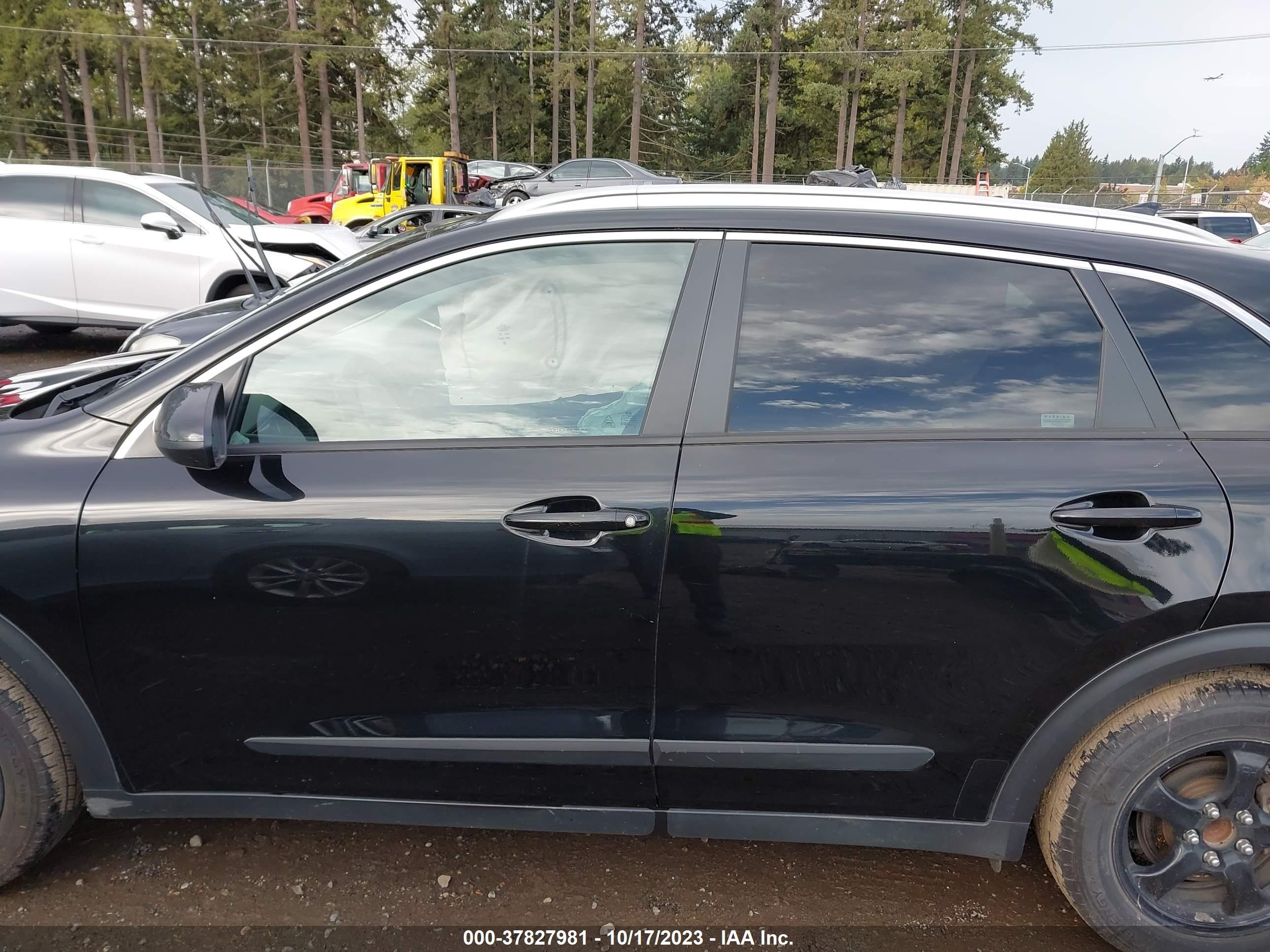 Photo 13 VIN: KNDCB3LC4L5365383 - KIA NIRO 