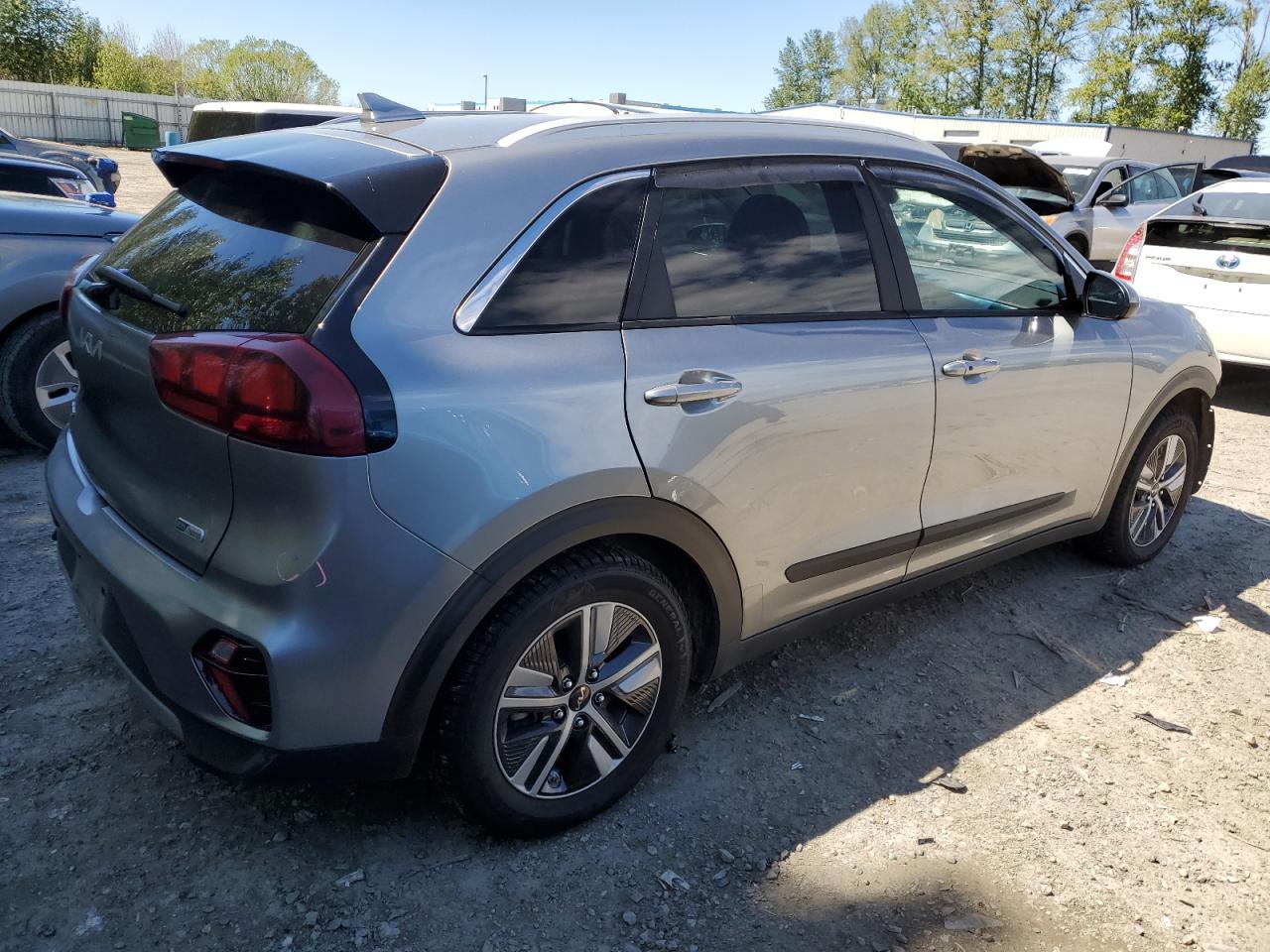 Photo 2 VIN: KNDCB3LC4N5507203 - KIA NIRO 