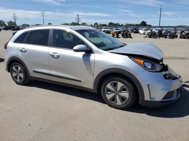 Photo 3 VIN: KNDCB3LC5H5065827 - KIA NIRO FE 