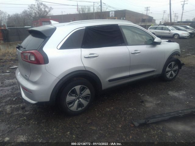 Photo 3 VIN: KNDCB3LC5K5330009 - KIA NIRO 