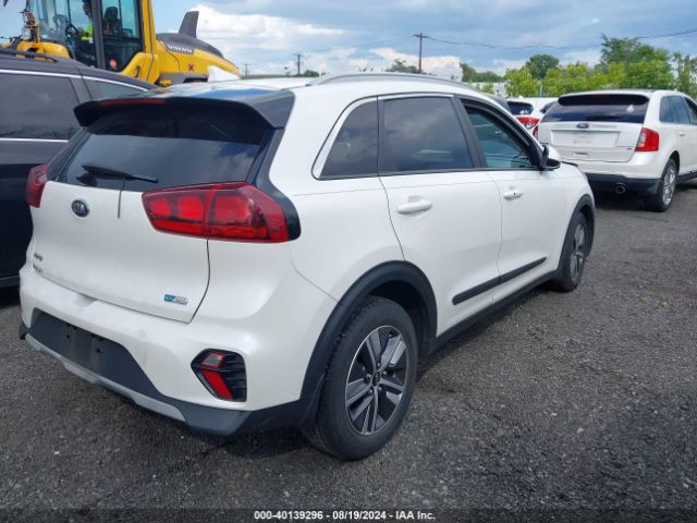 Photo 3 VIN: KNDCB3LC5M5470564 - KIA NIRO 