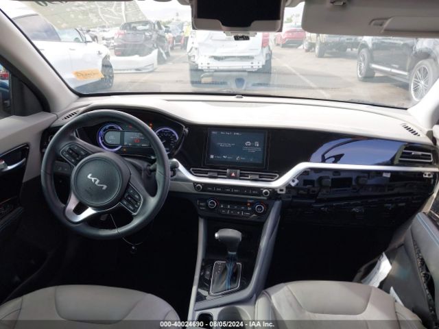 Photo 4 VIN: KNDCB3LC5N5509574 - KIA NIRO 