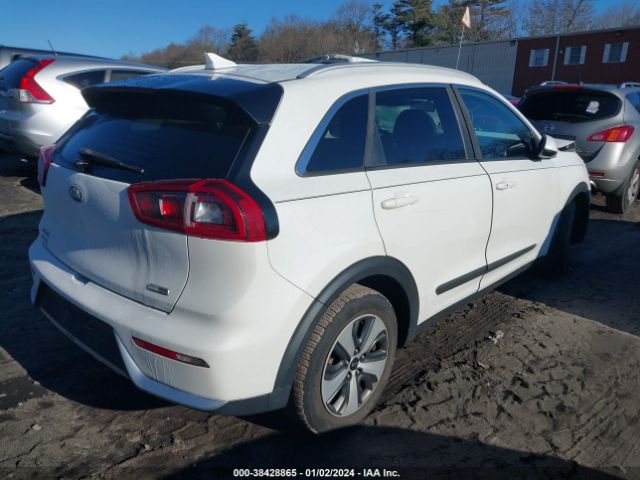 Photo 3 VIN: KNDCB3LC6H5041746 - KIA NIRO 