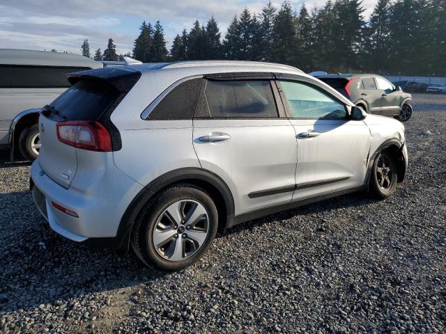 Photo 2 VIN: KNDCB3LC6H5049586 - KIA NIRO FE 