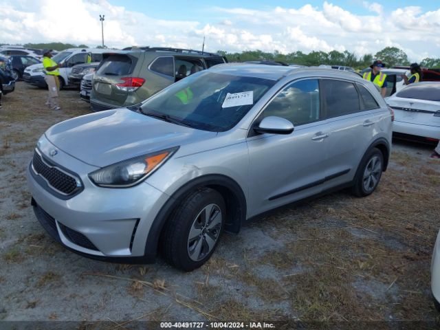 Photo 1 VIN: KNDCB3LC6H5073189 - KIA NIRO 