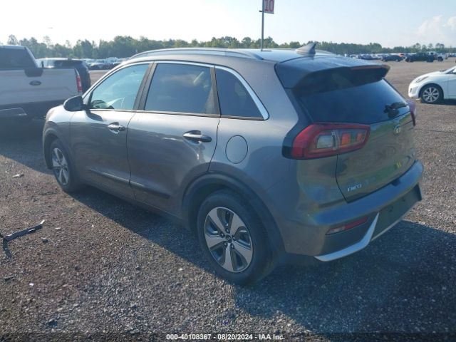 Photo 2 VIN: KNDCB3LC6H5083222 - KIA NIRO 