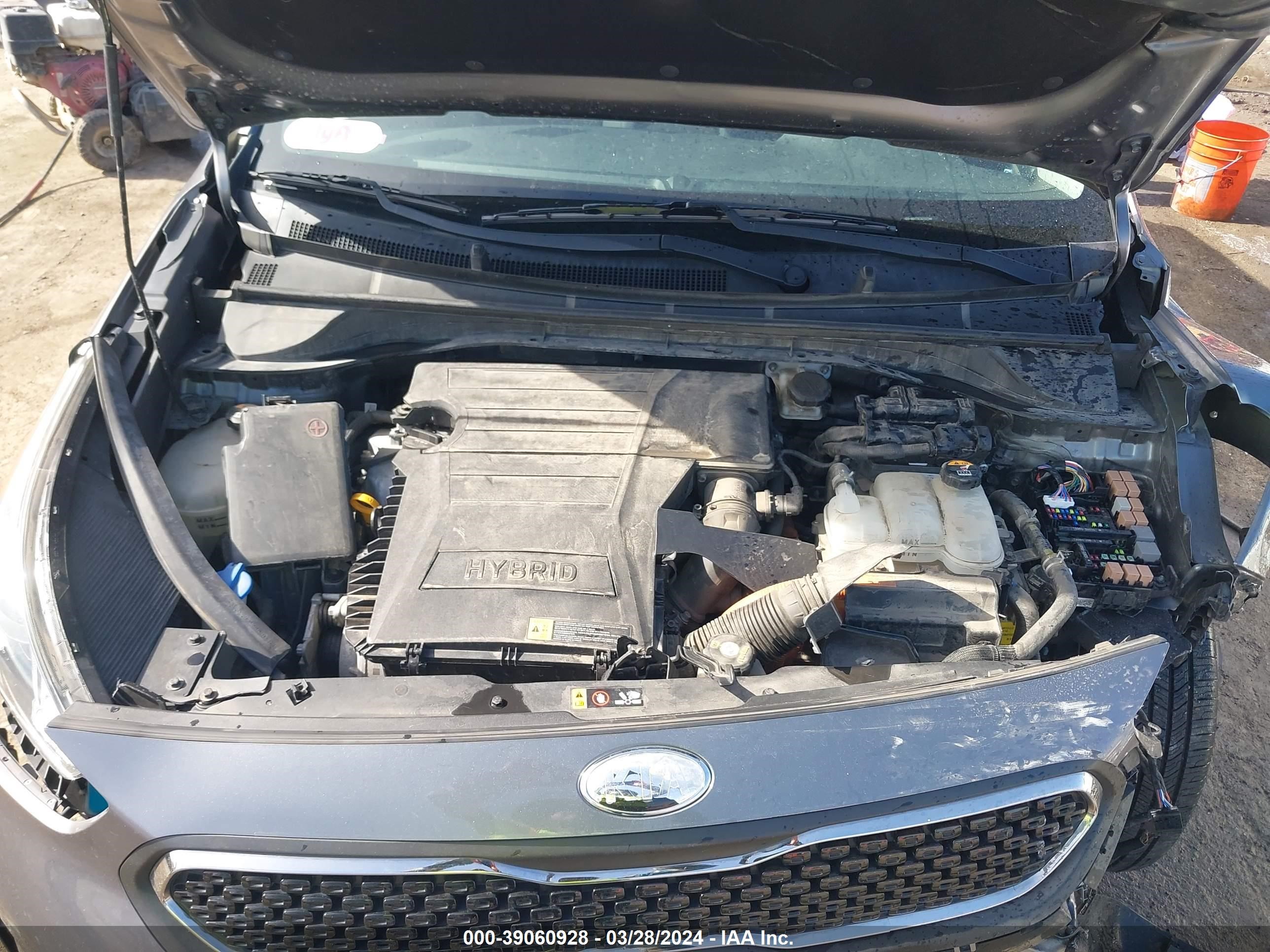 Photo 9 VIN: KNDCB3LC6J5123966 - KIA NIRO 