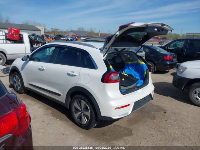 Photo 2 VIN: KNDCB3LC6K5217332 - KIA NIRO 