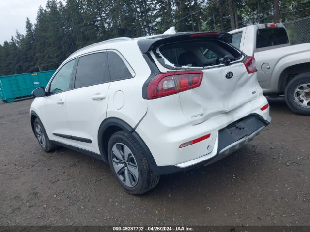 Photo 2 VIN: KNDCB3LC6K5350592 - KIA NIRO 