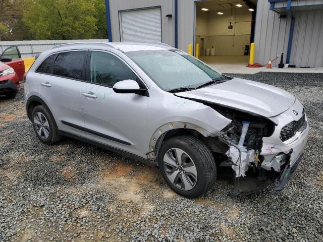 Photo 3 VIN: KNDCB3LC6L5396053 - KIA NIRO LX 