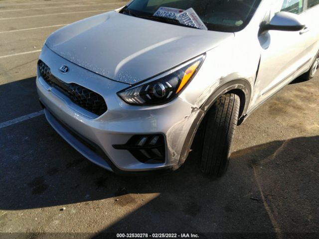 Photo 5 VIN: KNDCB3LC6L5437958 - KIA NIRO 