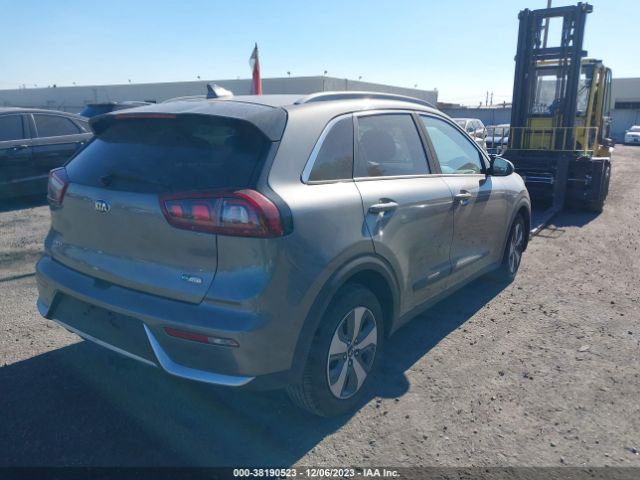 Photo 3 VIN: KNDCB3LC7H5068390 - KIA NIRO 