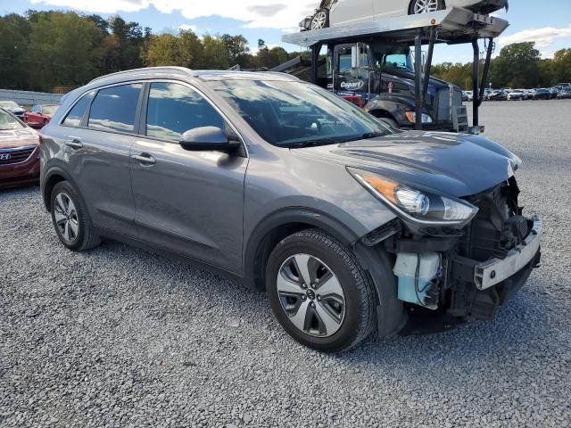 Photo 3 VIN: KNDCB3LC7H5084699 - KIA NIRO 