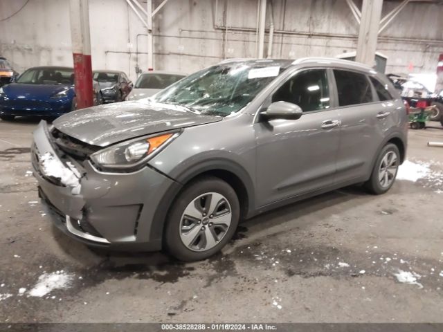 Photo 1 VIN: KNDCB3LC7H5098666 - KIA NIRO 