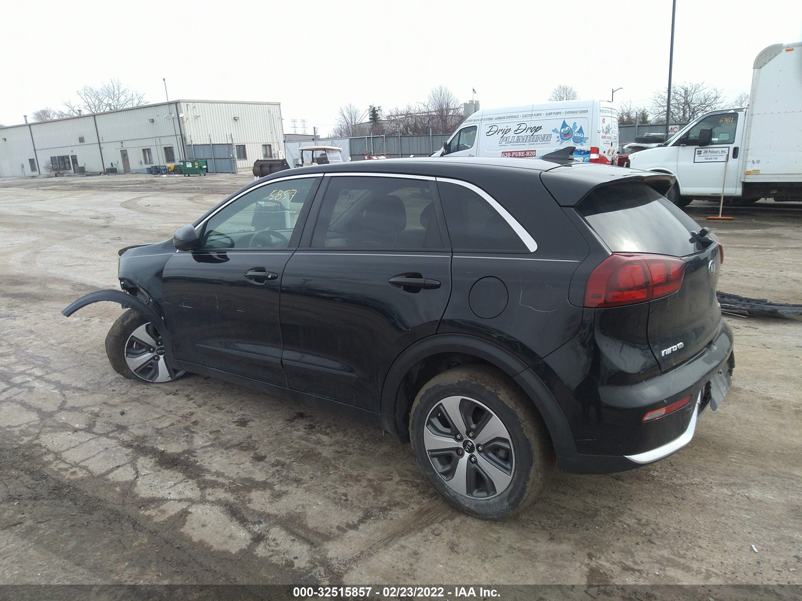 Photo 2 VIN: KNDCB3LC7J5126553 - KIA NIRO 