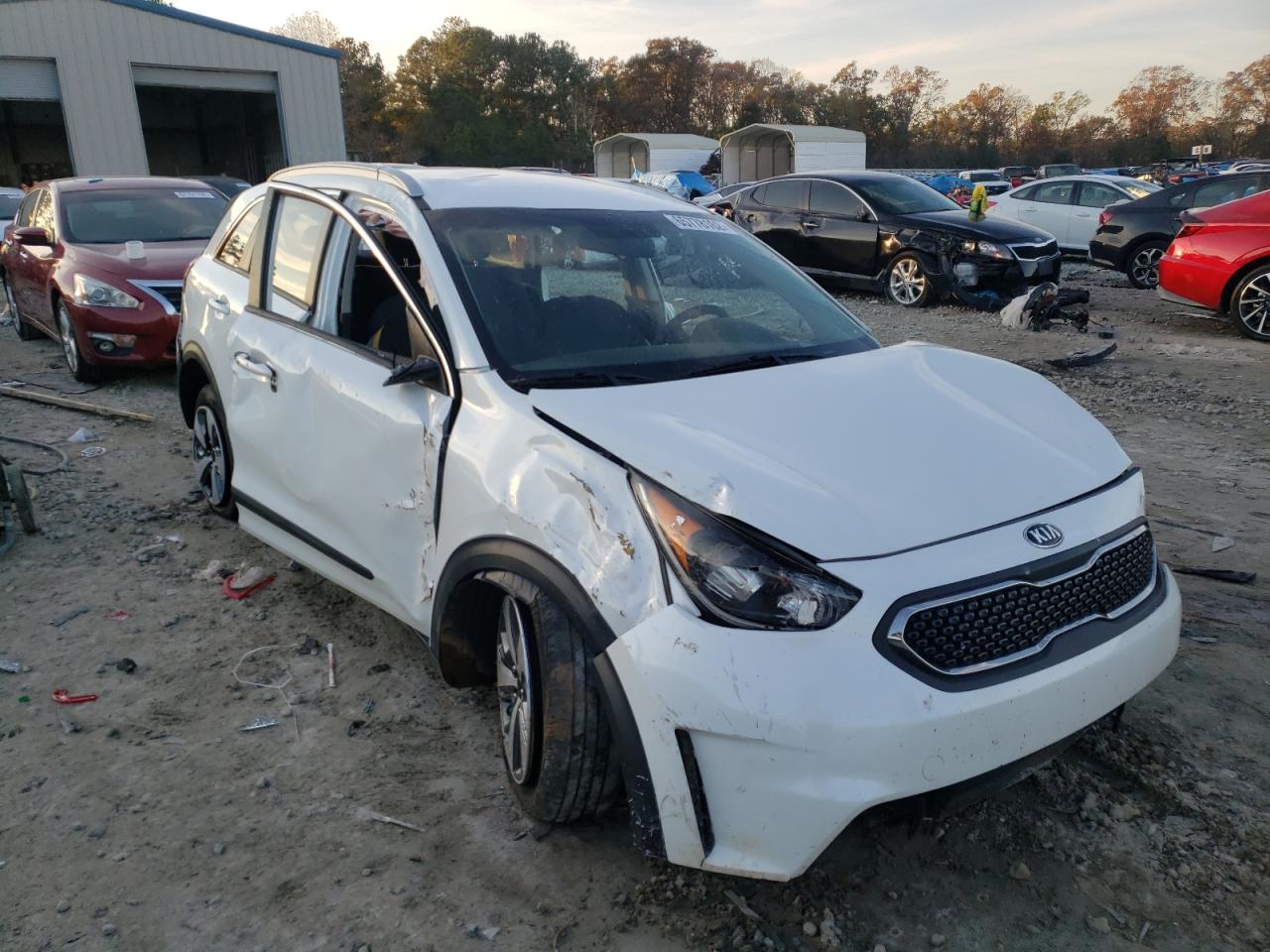 Photo 3 VIN: KNDCB3LC7K5219106 - KIA NIRO 