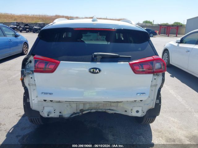 Photo 5 VIN: KNDCB3LC8H5049363 - KIA NIRO 