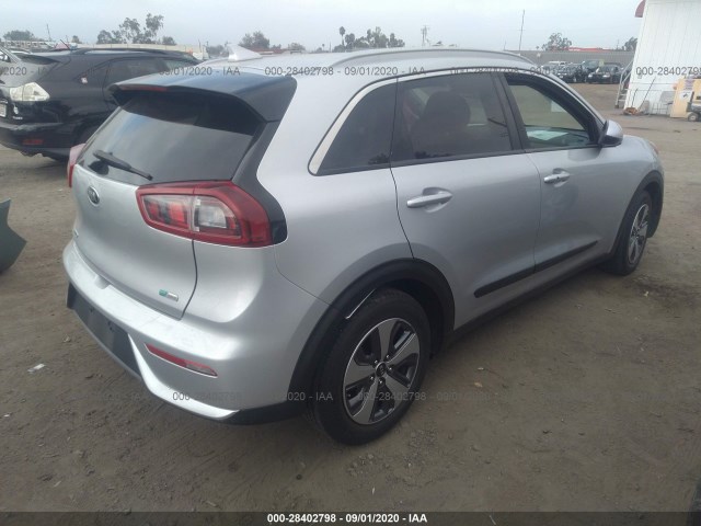 Photo 3 VIN: KNDCB3LC8H5068690 - KIA NIRO 