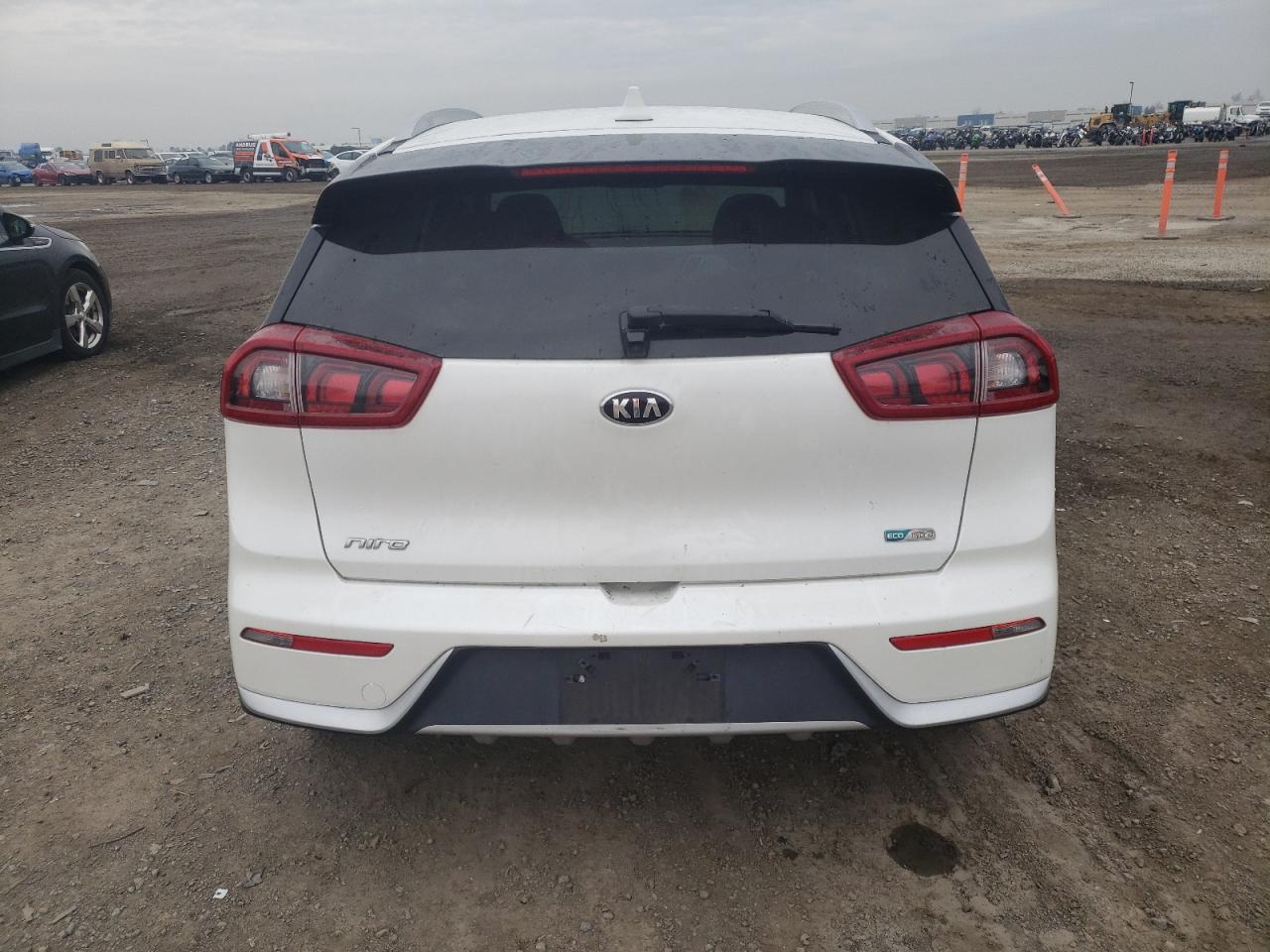 Photo 5 VIN: KNDCB3LC8J5108384 - KIA NIRO 