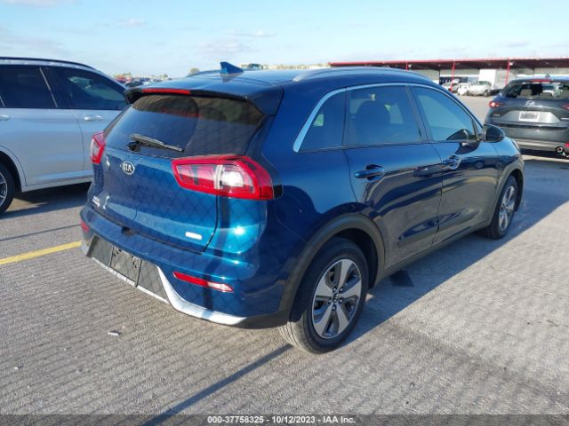 Photo 3 VIN: KNDCB3LC8J5124603 - KIA NIRO 