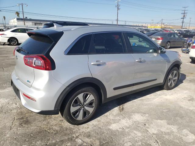 Photo 2 VIN: KNDCB3LC8J5207495 - KIA NIRO 