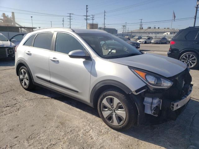 Photo 3 VIN: KNDCB3LC8J5207495 - KIA NIRO 