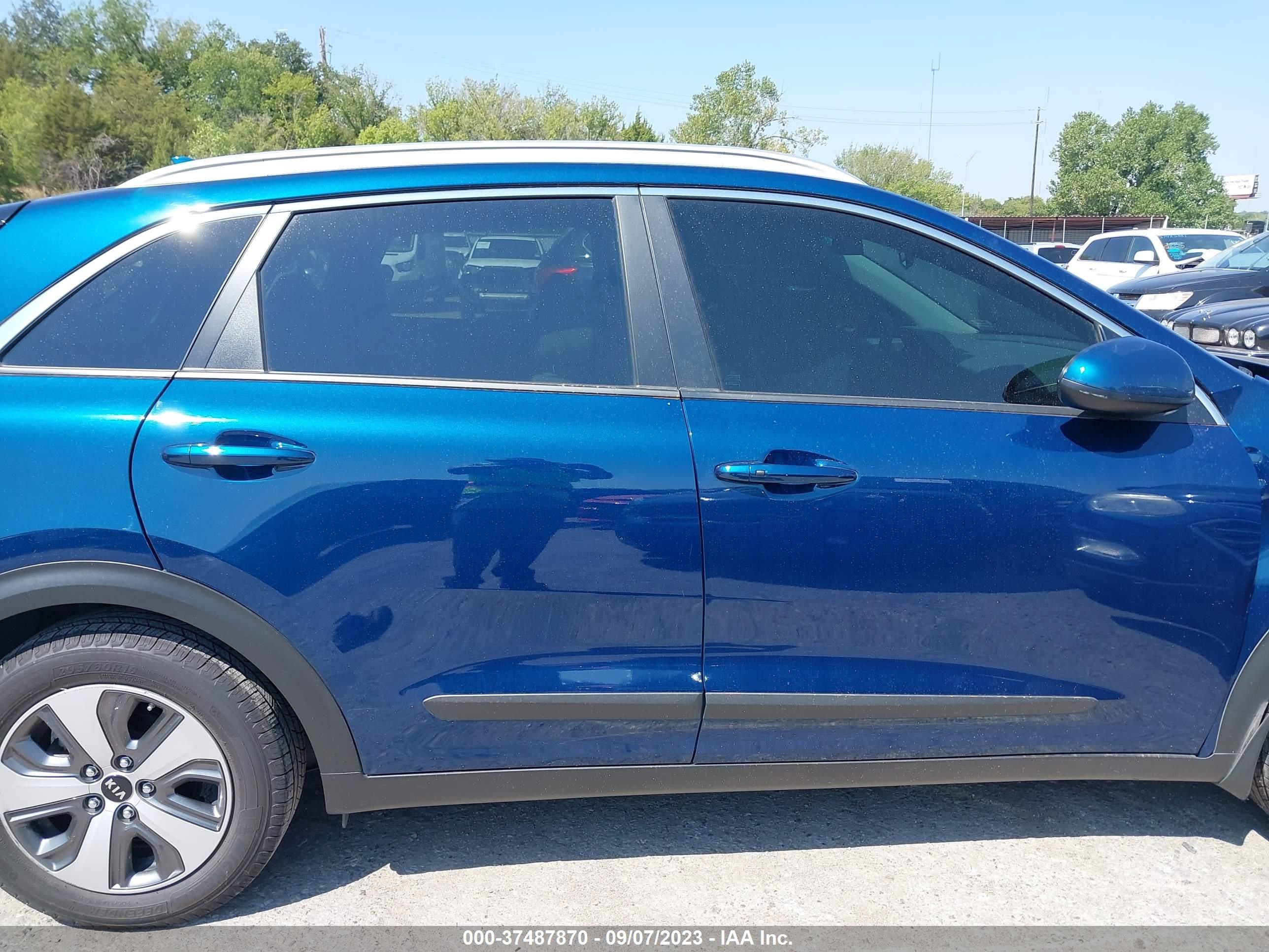 Photo 13 VIN: KNDCB3LC8K5218109 - KIA NIRO 