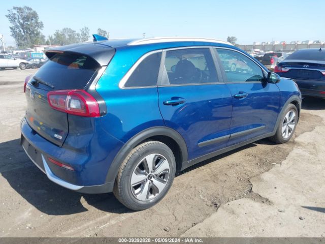 Photo 3 VIN: KNDCB3LC8K5306397 - KIA NIRO 