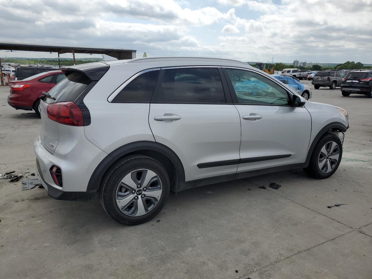 Photo 2 VIN: KNDCB3LC8L5397074 - KIA NIRO 