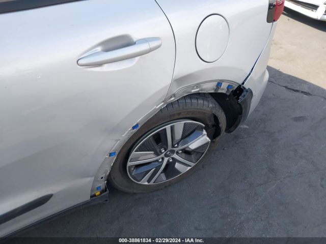 Photo 5 VIN: KNDCB3LC8L5451277 - KIA NIRO 