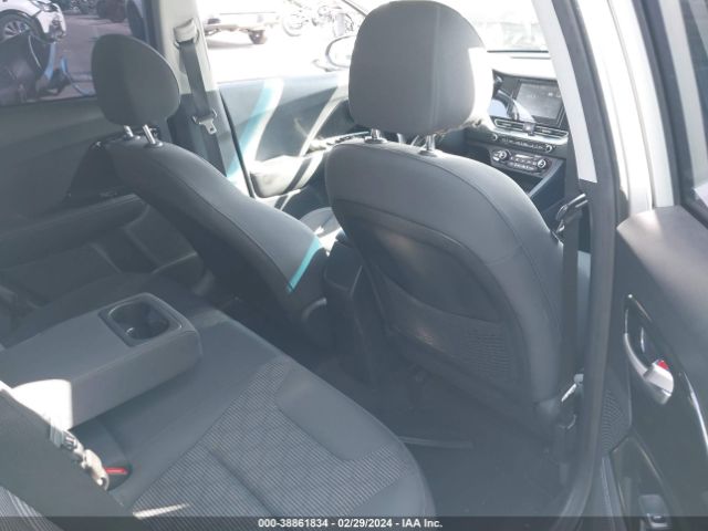 Photo 7 VIN: KNDCB3LC8L5451277 - KIA NIRO 