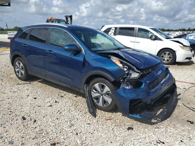 Photo 3 VIN: KNDCB3LC8N5529513 - KIA NIRO LX 